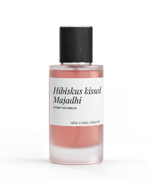 Hibiskus kissed Majadhi